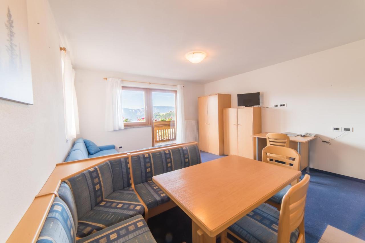 Pension Klausthaler Hotel Meltina Bagian luar foto